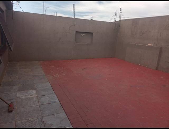 2 BEDROOM HOUSE FOR SALE IN DOBSONVILLE